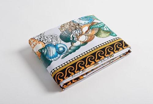 Versace Les Etoiles de la Mer King Size Bed Sheet  6-Piece Set